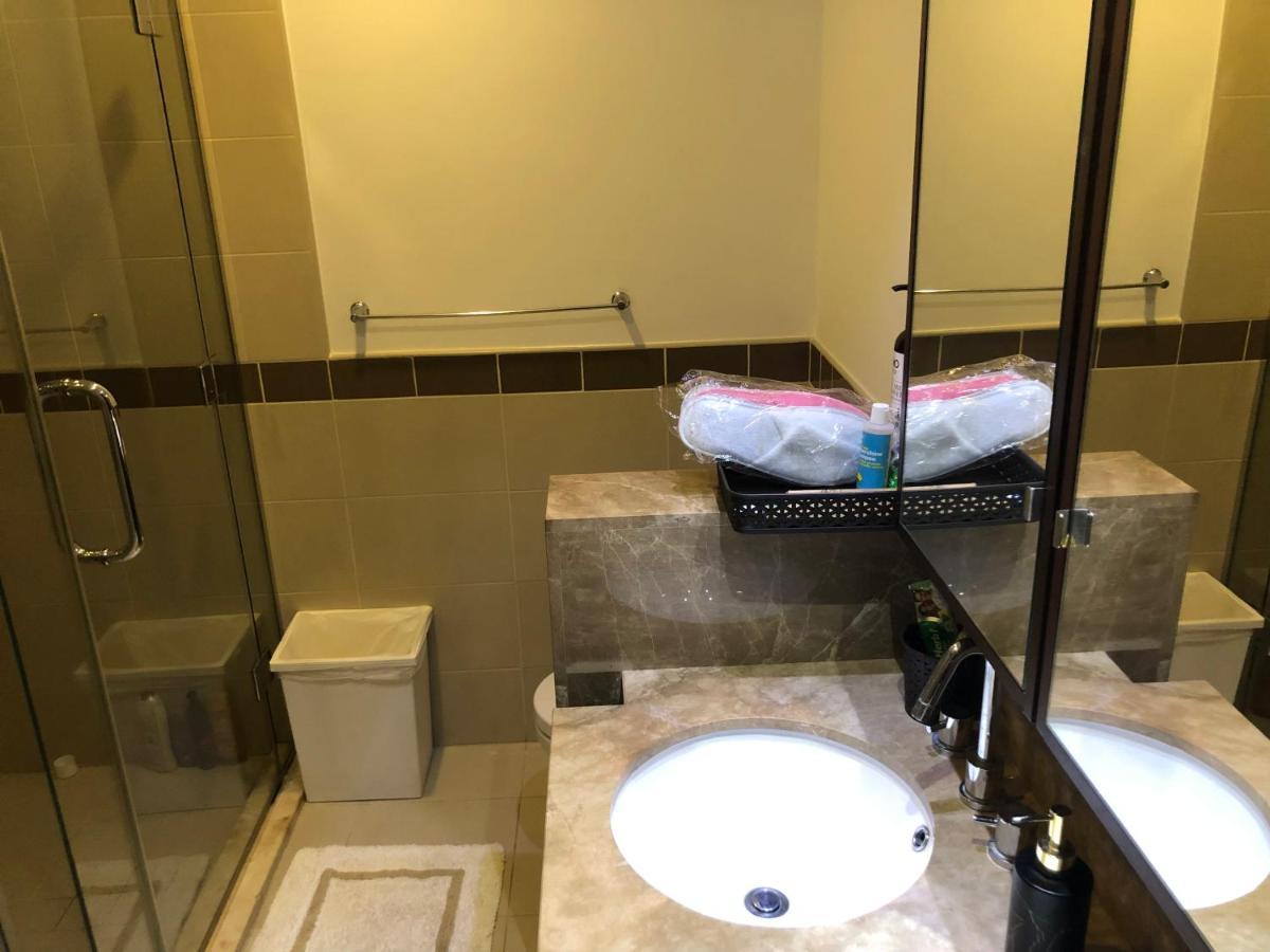 Downtown Boulevard One Bedroom Apt In 29 Blvd غرفة وصالة Burj & Fountain View Master Bedroom Plus 2 Single Beds In Living Room Dubai Eksteriør bilde