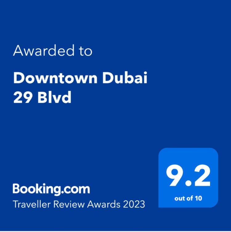 Downtown Boulevard One Bedroom Apt In 29 Blvd غرفة وصالة Burj & Fountain View Master Bedroom Plus 2 Single Beds In Living Room Dubai Eksteriør bilde